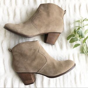 Lands End Tan Suede Ankle Bootie Women’s Boots - Size 10